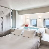 West East Suites