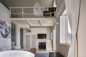 West East Suites