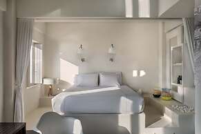 West East Suites