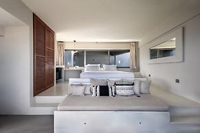 West East Suites