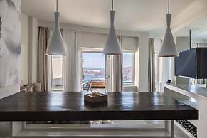 West East Suites