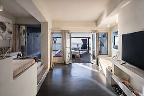 West East Suites
