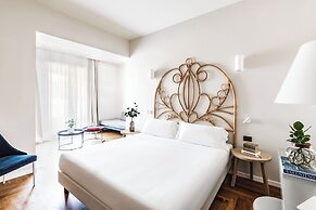 SeeBay Hotel