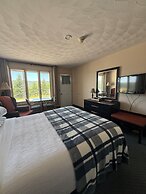 Kelly's View Motel