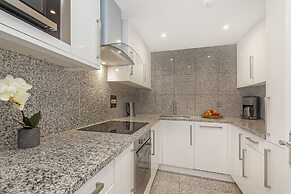 Mayfair House