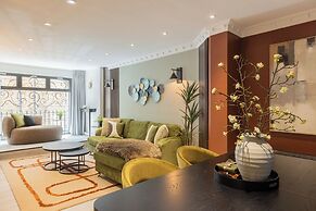 Mayfair House