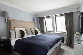Mayfair House