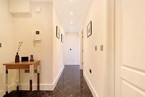 Ashburn Court