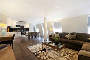 Ashburn Court