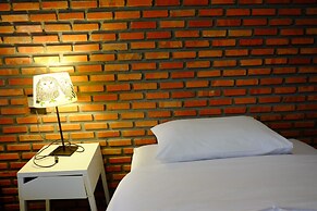 Nokhook House Trang - Hostel