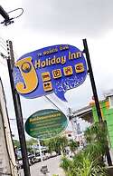 J Holiday Inn