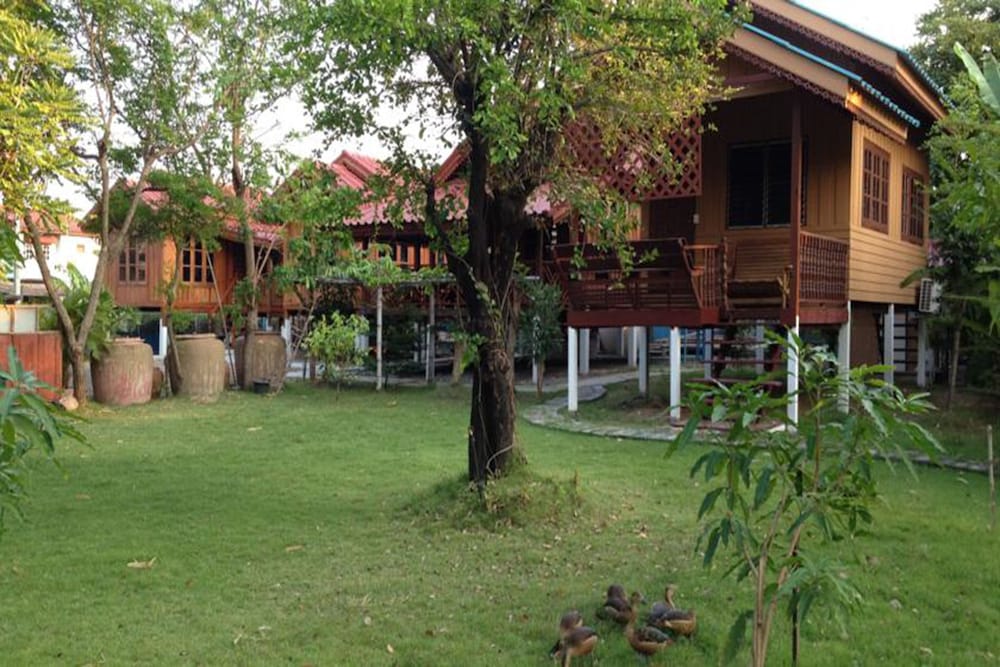 The Little Lopburi Village