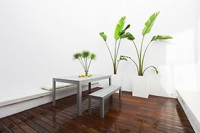 Kare No Apartments by Sitges Group