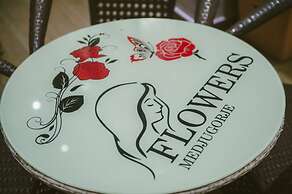Hotel Flowers