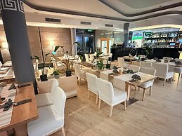 Hotel Astone Conference & SPA