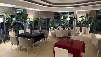 Hotel Astone Conference & SPA