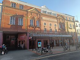 Rooms on The Prom