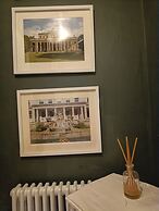 Rooms on The Prom