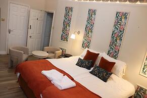 Rooms on The Prom
