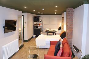 Rooms on The Prom