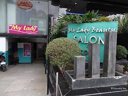 Blueberry Tourist Hotel
