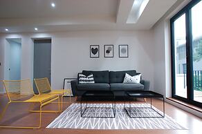 YE'4 Guesthouse