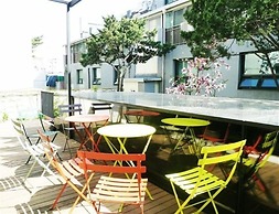 YE'4 Guesthouse