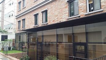 YE'4 Guesthouse
