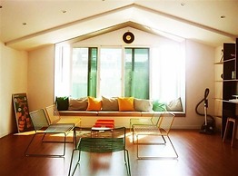 YE'4 Guesthouse