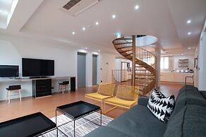 YE'4 Guesthouse
