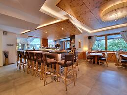 Hotel Alpina