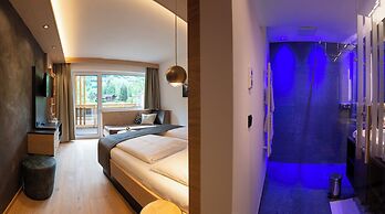 Hotel Alpina