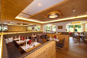 Hotel Alpina