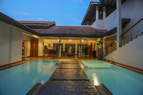 Villa Hundira