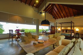 Villa Hundira
