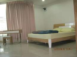 Tongtip Place