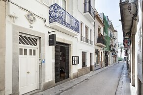 Sitges Group Blue and White