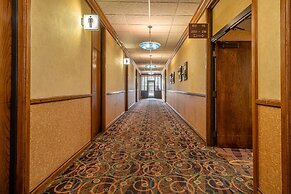 El Rancho Hotel