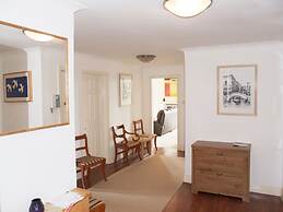 Royal Mile Mansions Apartment 27