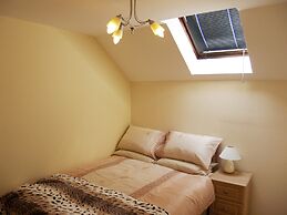 Niddry Street Apartments