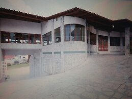 Hotel Parador JL