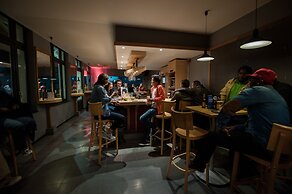 Jacques Brel Youth Hostel