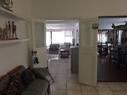 Breeze Inn Bed and Breakfast
