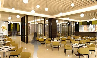 Grand Royal Hotel