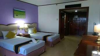 Wattana Park Hotel