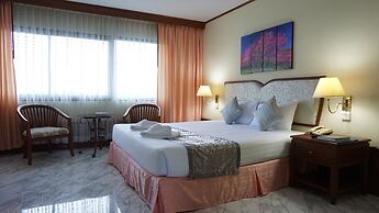 Wattana Park Hotel