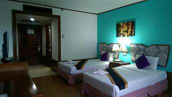Wattana Park Hotel