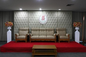 Wattana Park Hotel