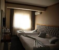 Grand Sera Hotel
