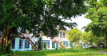Koh Mook Riviera Beach Resort